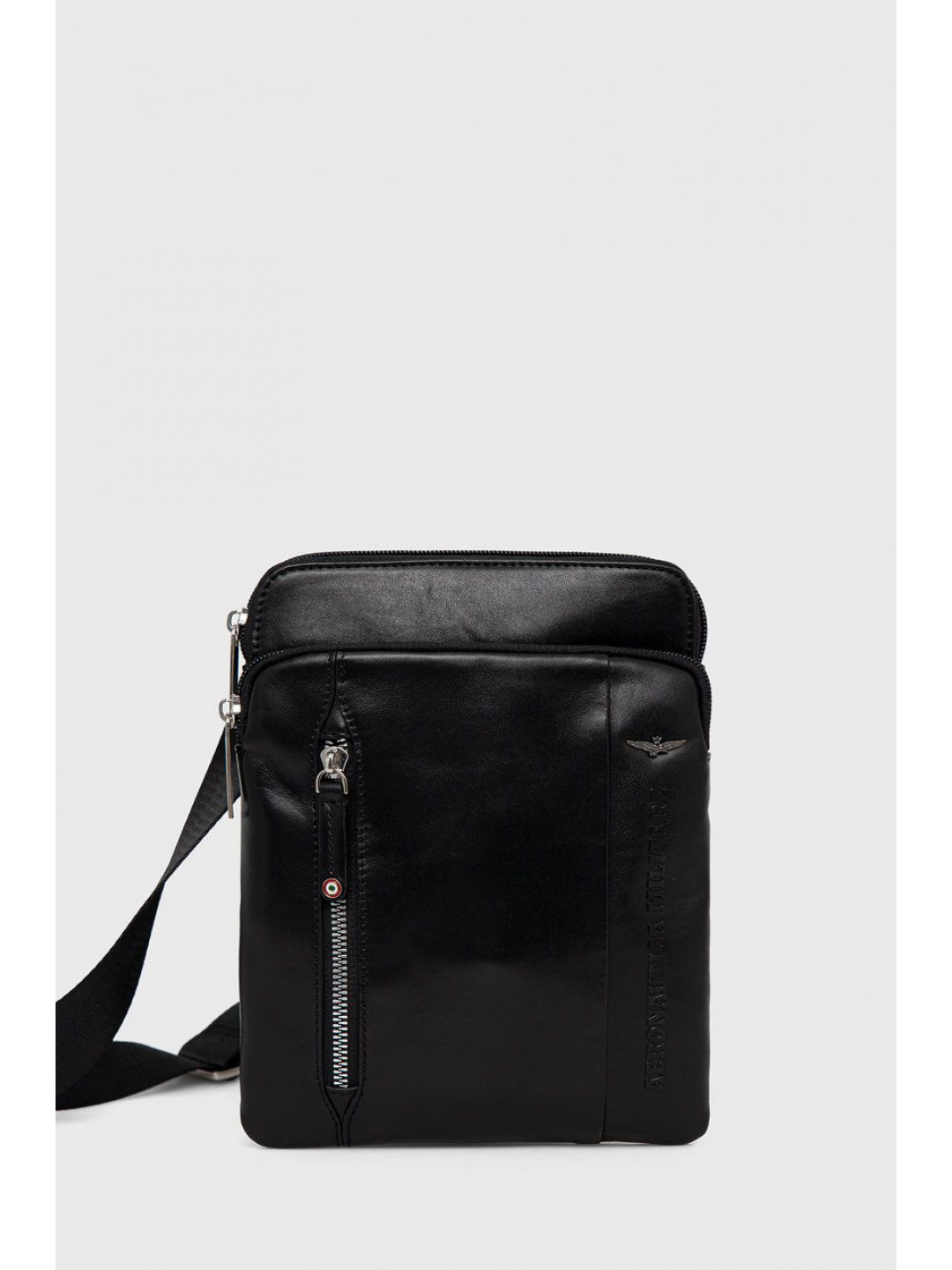 Kožená taška Aeronautica Militare černá barva AM460